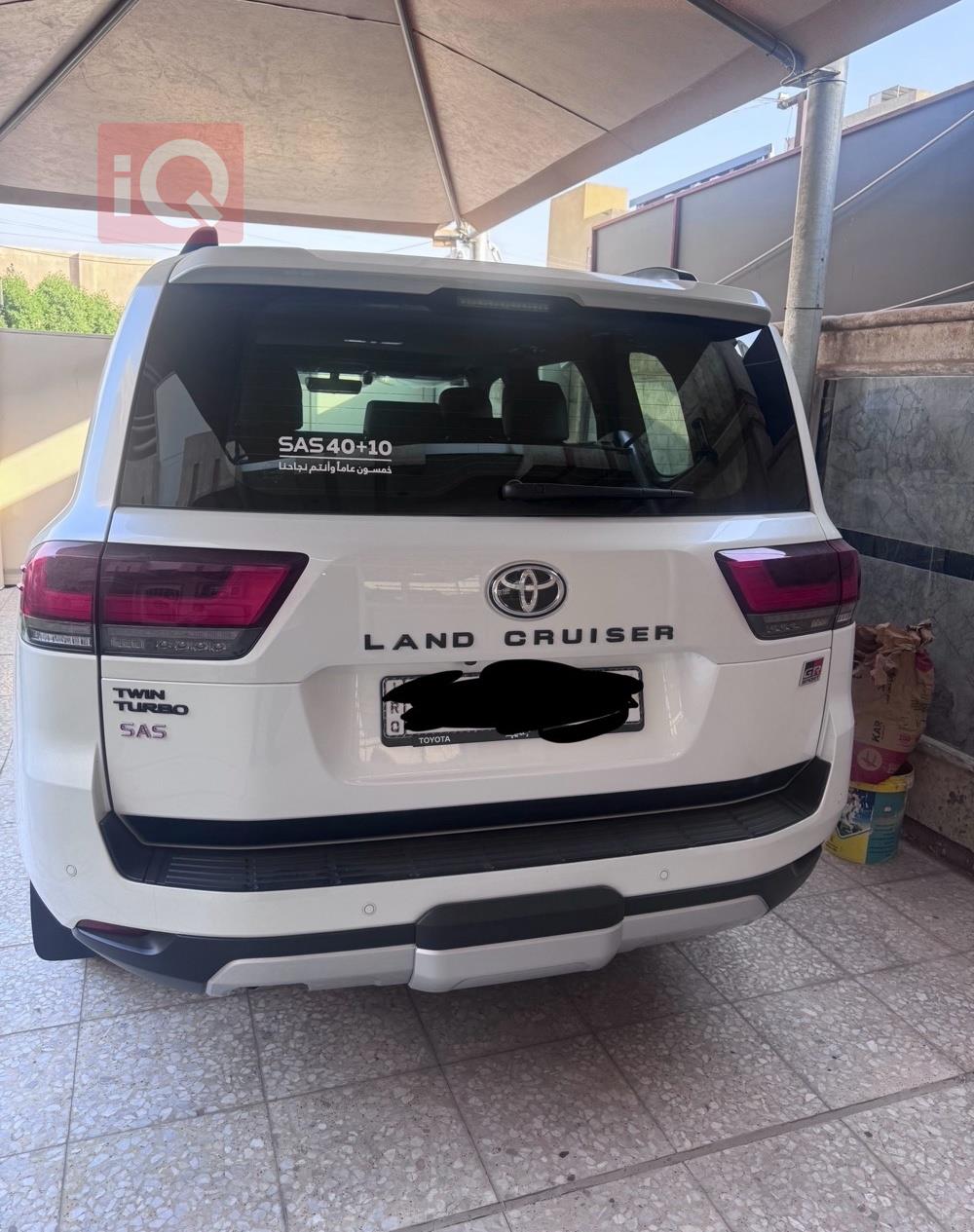 تويوتا لاندكروزر